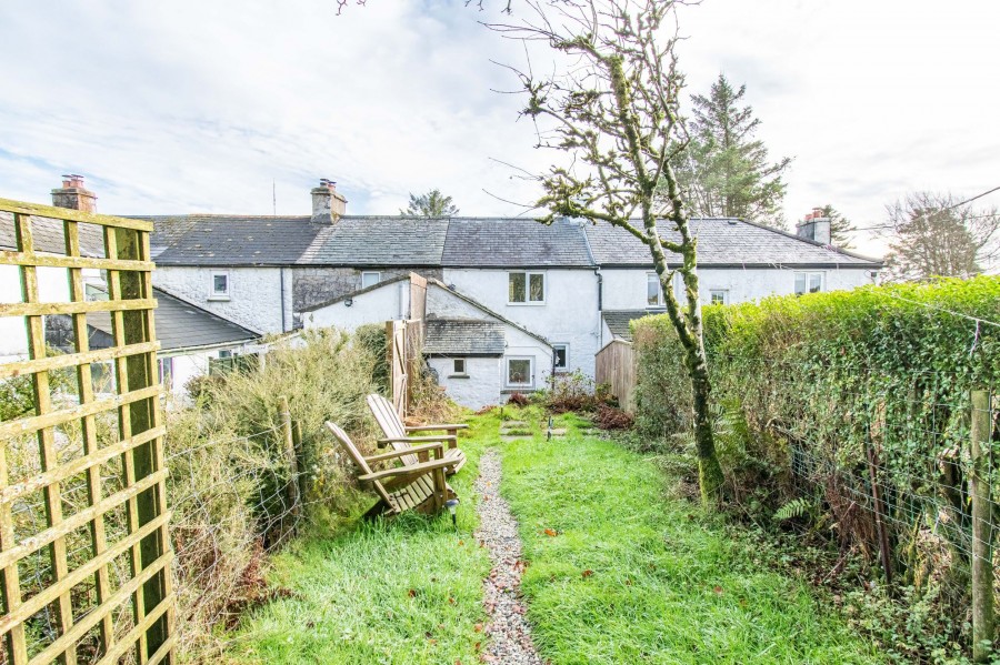 Images for Minions Row, Minions, PL14